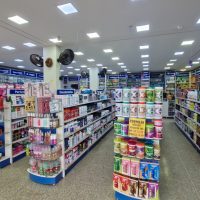 corredores-internos-organizacao-drogaria-planna2