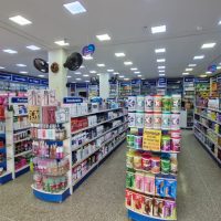 interior-loja-drogaria-planna2-iluminacao