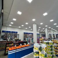 prateleiras-vitaminas-suplementos-drogaria-planna